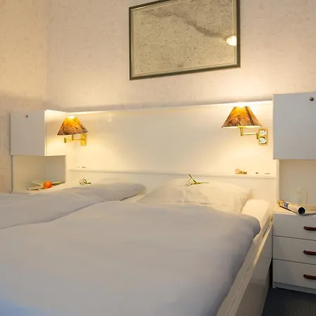 Haus Waterkant&strandvilla Eils