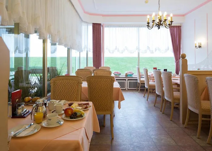 Отель Haus Waterkant & Strandvilla Eils