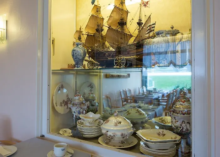 Haus Waterkant & Strandvilla Eils Отель Нордерней