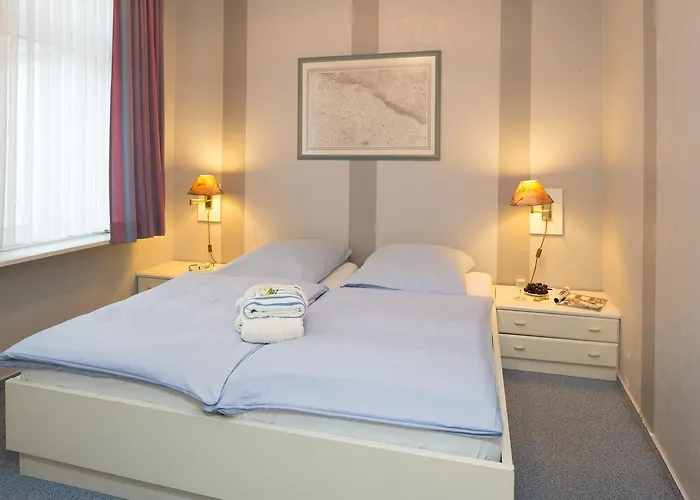 Отель Haus Waterkant & Strandvilla Eils