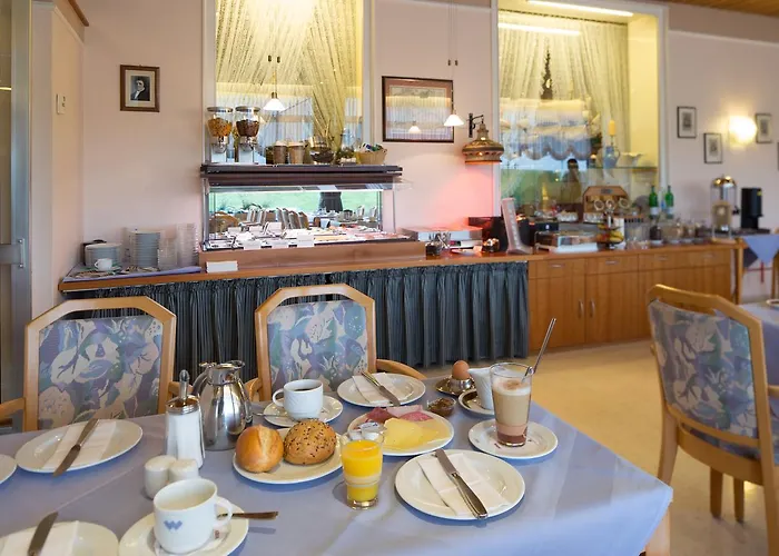 Отель Haus Waterkant & Strandvilla Eils 3*